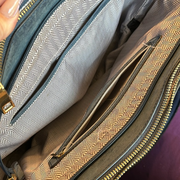 navy blue purse - Picture 3 of 4